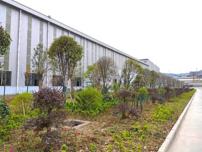 绿色求发展，向环保要效益——广元中孚项目部加快厂区绿化工程建设